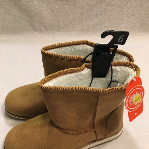 New with tags girls winter Boot  6 - Picture 3 of 3